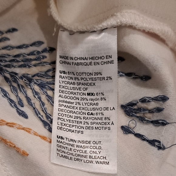 NWOT Chico's Denim Jacket - Picture 11 of 14